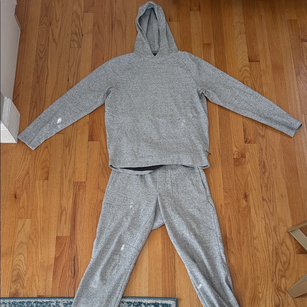 Lululemon Textured Double-Knit Cotten Gray Hoodie and Sweatpants Set